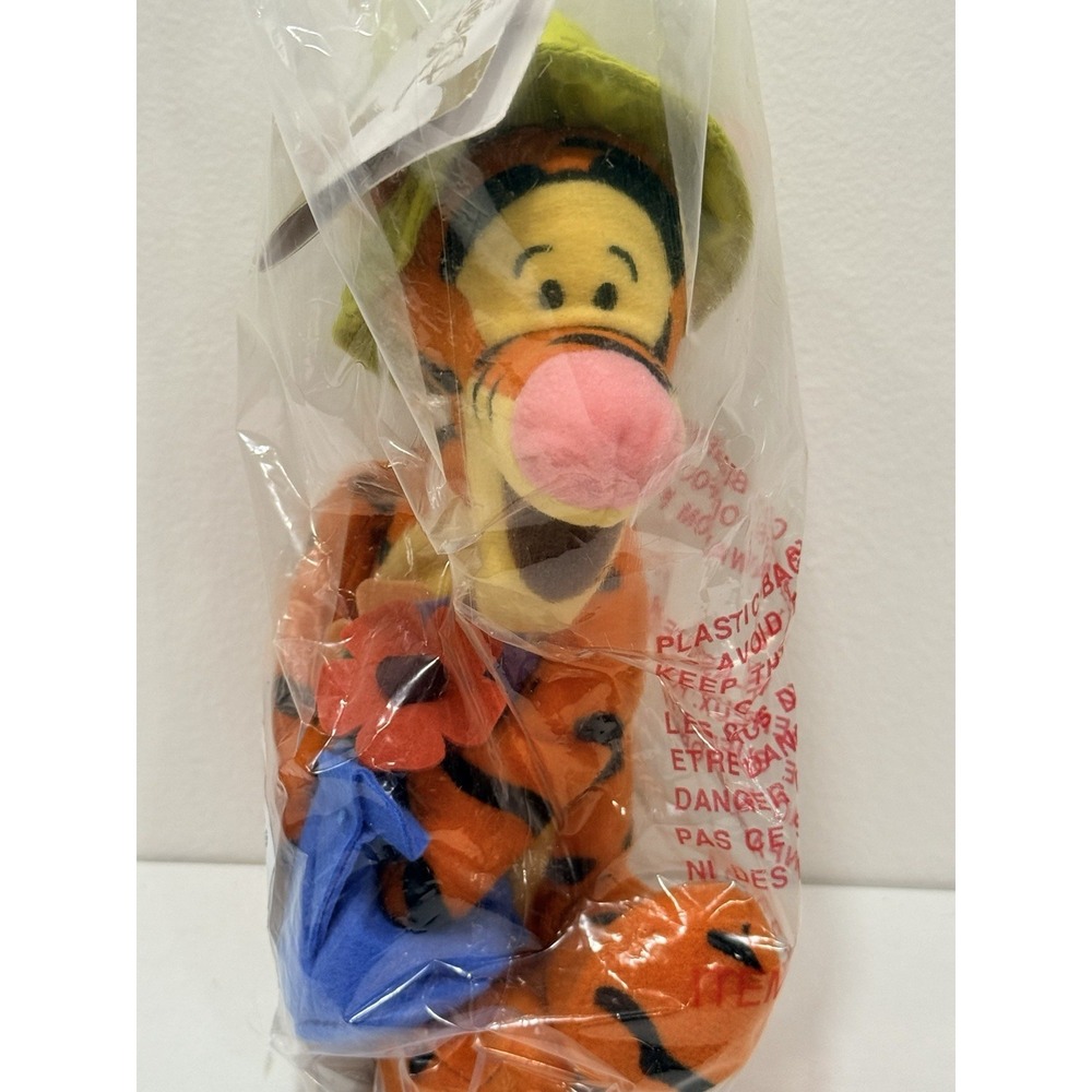 Disney Store Winnie The Pooh - May Tigger-Flowers New With Tags 9" Plush